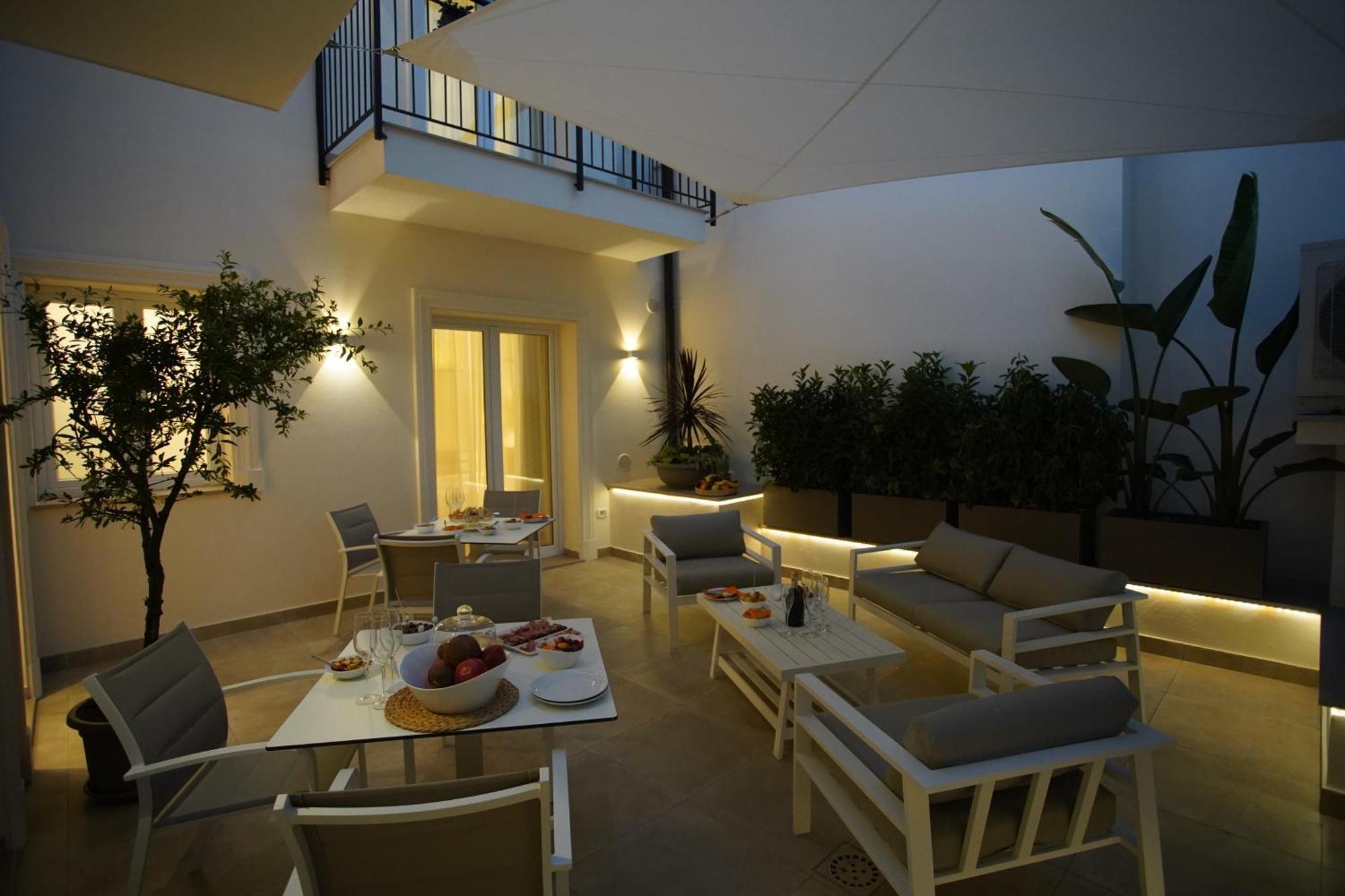 Palazzo Bibbi - Rooms To Live Reggio di Calabria Dış mekan fotoğraf